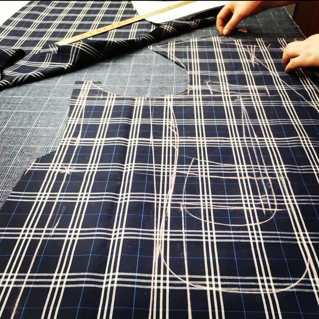 yipwecter's tweet image. The bespoke custom made suits are in processing gradually. Take a glance at the corner of our workshop.