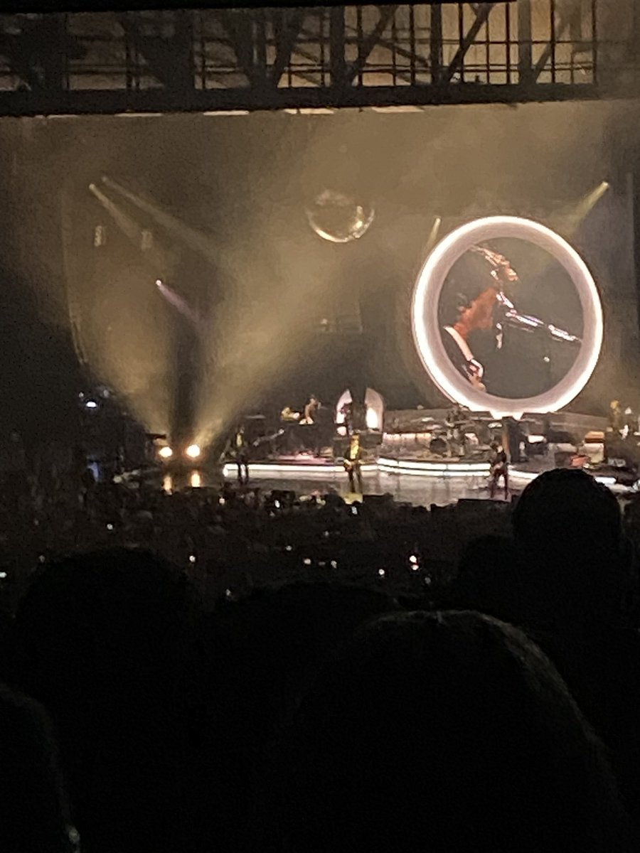 Blake_Dittenber's tweet photo. Who the F*** are Arctic Monkeys https://t.co/acBm6gtDCi
