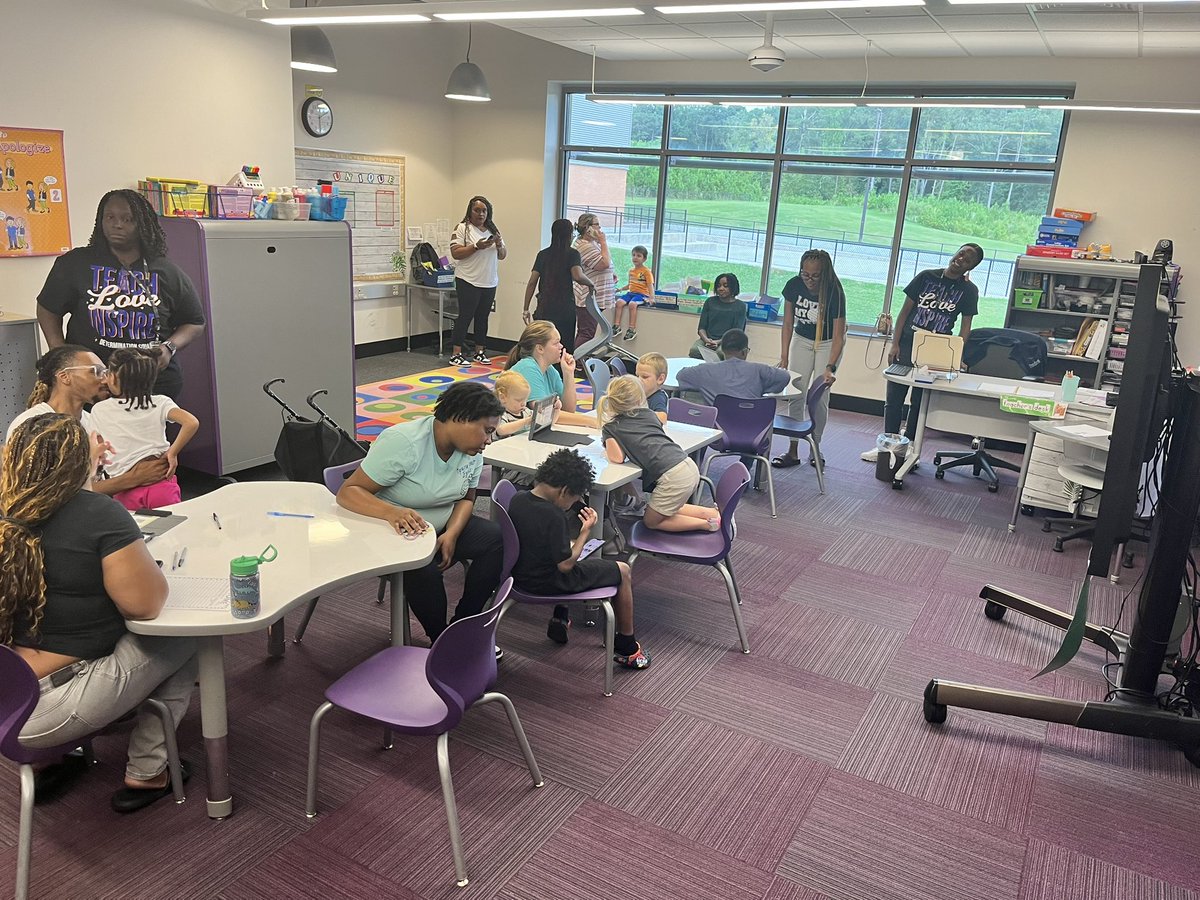 Tara Geiser tweet media