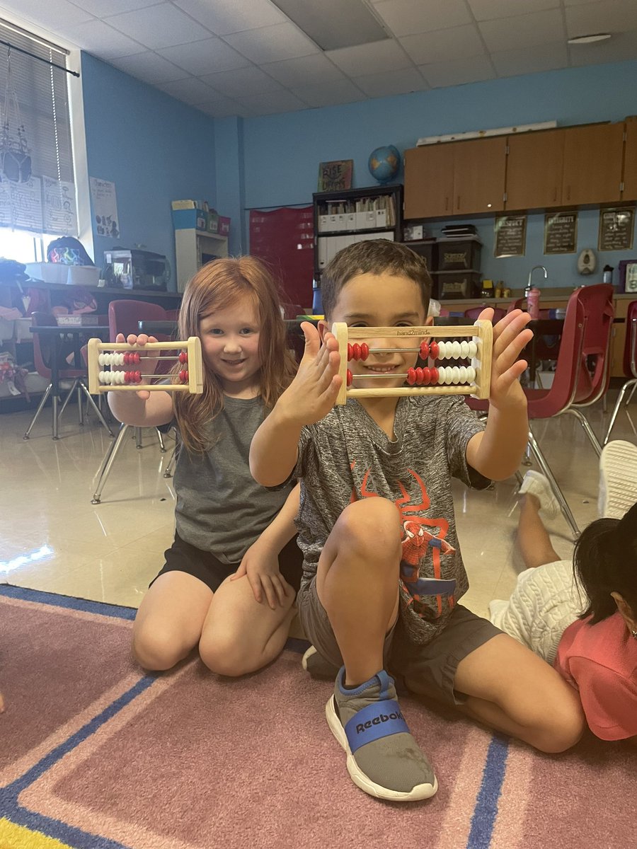 These kinder <a href="/ellisorbulldogs/">Ellisorbulldogs</a> had fun representing numbers with rekenreks today! <a href="/MagISDMathk4/">MISD Elementary Mathematics</a>