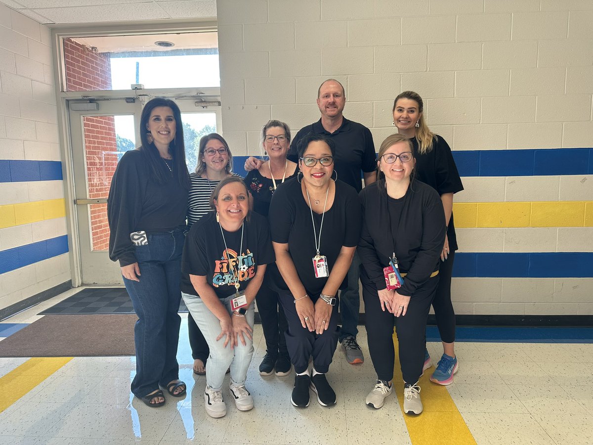 Mrs. Brown’s Bright Stars tweet media