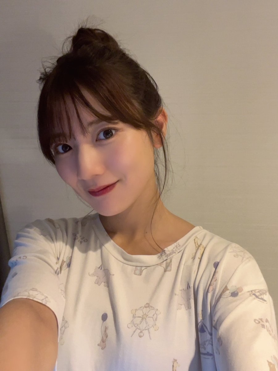 hinatazaka46's tweet photo. 【ブログ更新☀️ 河田陽菜】 大阪きました #日向坂46 #河田陽菜 https://t.co/u5mSOh6zIW https://t.co/OgrdT38luL