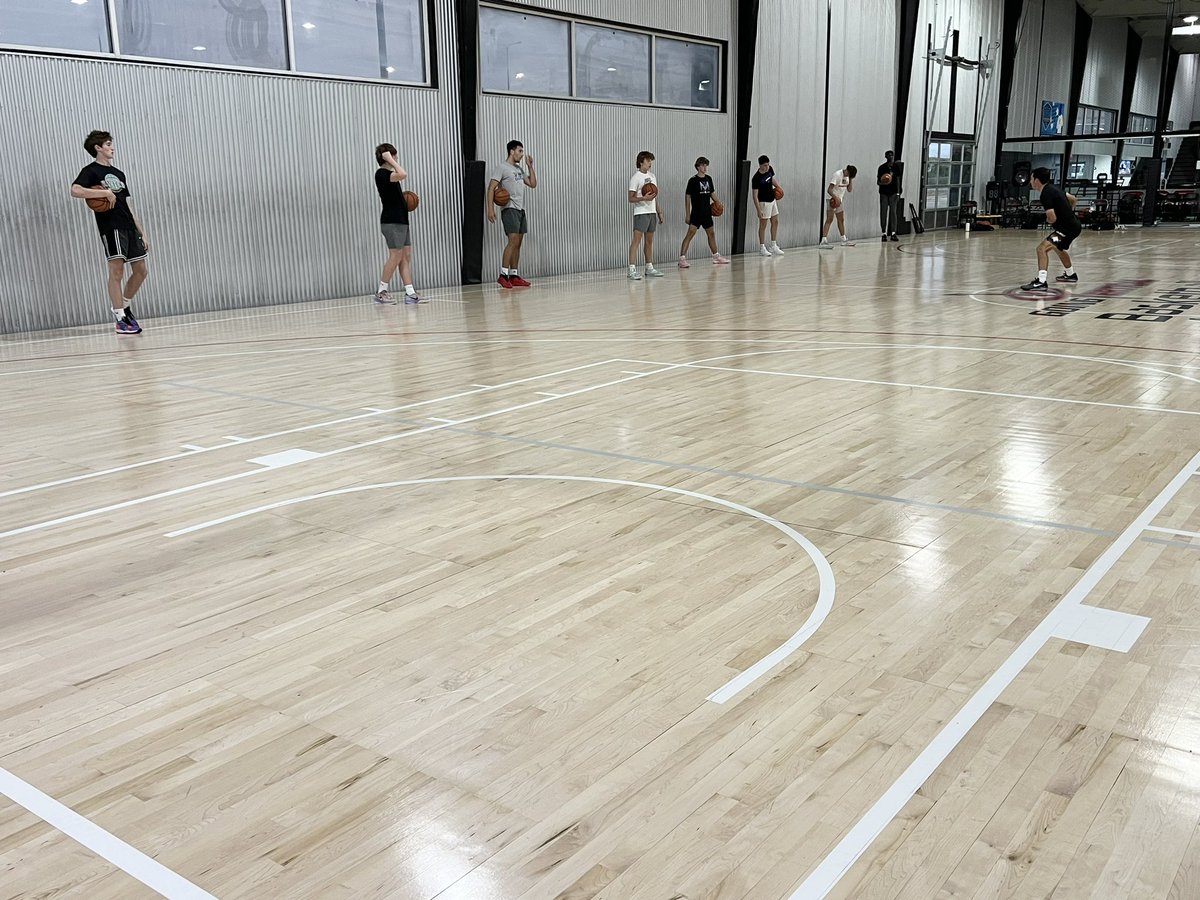 gvbacademy's tweet image. Well, that was fun. Let’s do it again tomorrow! #StackingDays #Consistency 🏀🤝✅