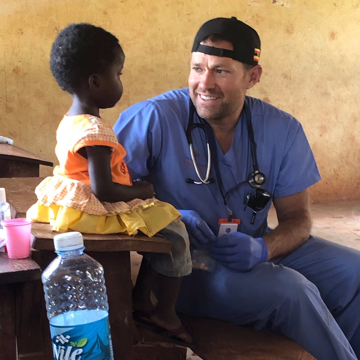 osbertgarfield's tweet image. “2020 took me on the best adventure I could have asked for. It took me out of my comfort zone on so many levels. Pain, suffering, and the reality of poverty were no longer things I heard about. The pain had a face. Suffering had a name. Poverty had a heartbeat.”