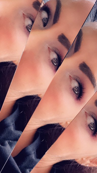 I see I lookin&hellip;where are you Daddy.. Baby needs new nails.. who is treating?? Spoilme spoiled brat piggie<a href="/tag/newprofilepic"class="tags"><span>#newprofilepic</span></a>