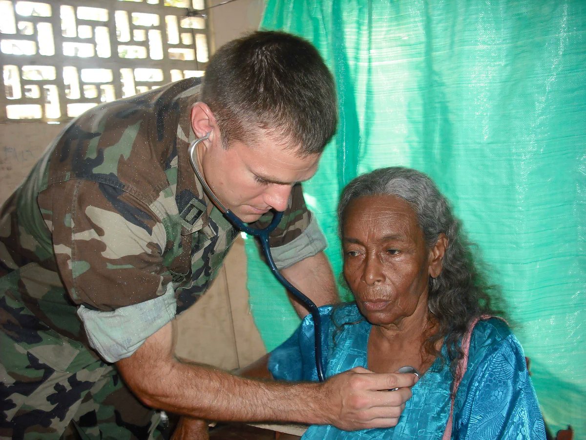 osbertgarfield's tweet image. It was an UNBELIZEABLE MISSION! 100s of patients, 3 physicians, 1 internist, 1 generalist, 1 pediatrician, 1 5-time alumni NP &amp;amp; 2 alumni pharmacists! Our RNs were kind, compassionate, and highly knowledgeable, and our students were great. This team was full of rock stars.