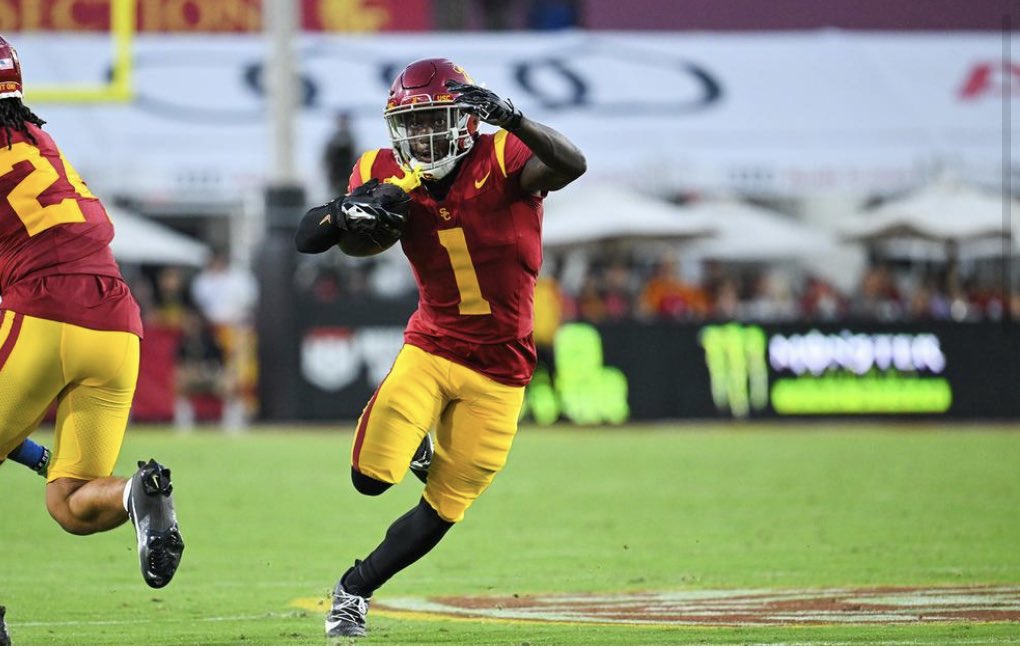 Blessed to receive an offer from USC!
<a href="/CoachGrinch/">Coach Grinch</a> 
<a href="/NCEC_Recruiting/">NPA</a> 
<a href="/NatlPlaymkrsAca/">NatlPlaymkersAcademy</a> 
<a href="/scoop1914/">VESSELS</a> 
<a href="/StephenHargis/">Stephen Hargis 🇺🇸</a> 
<a href="/CoachReedLive/">Carl Reed Jr.</a> 
<a href="/D_Elite1974/">D-Elite Performance</a> 
<a href="/beyond_grind/">Kaylen Stewart Sr.</a> 
<a href="/iam_SSeamsterJr/">Sammy Seamster Jr</a> 
<a href="/DevinRuffin314/">Devin Ruffin</a> 
<a href="/pths_football/">Paducah Tilghman HS Football</a>