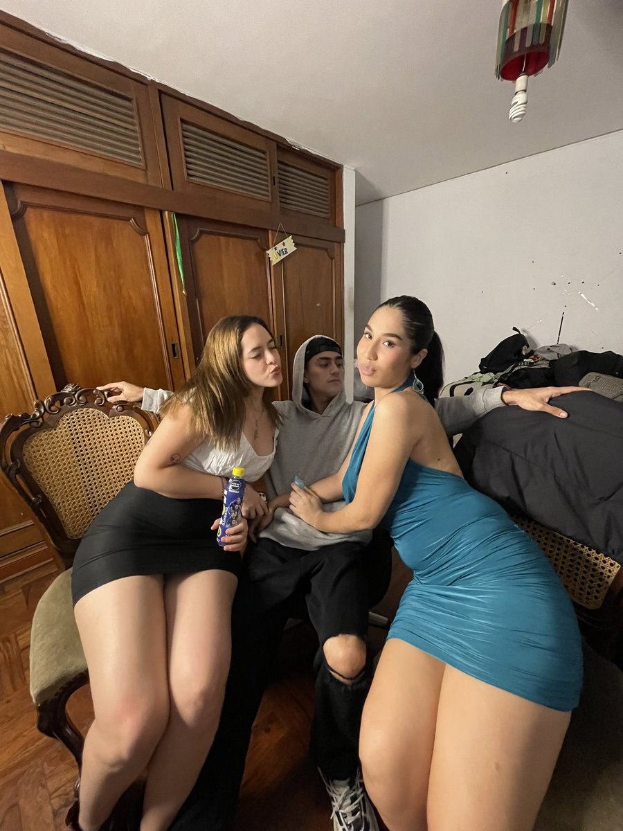 diealis 🦊🌹 tweet media