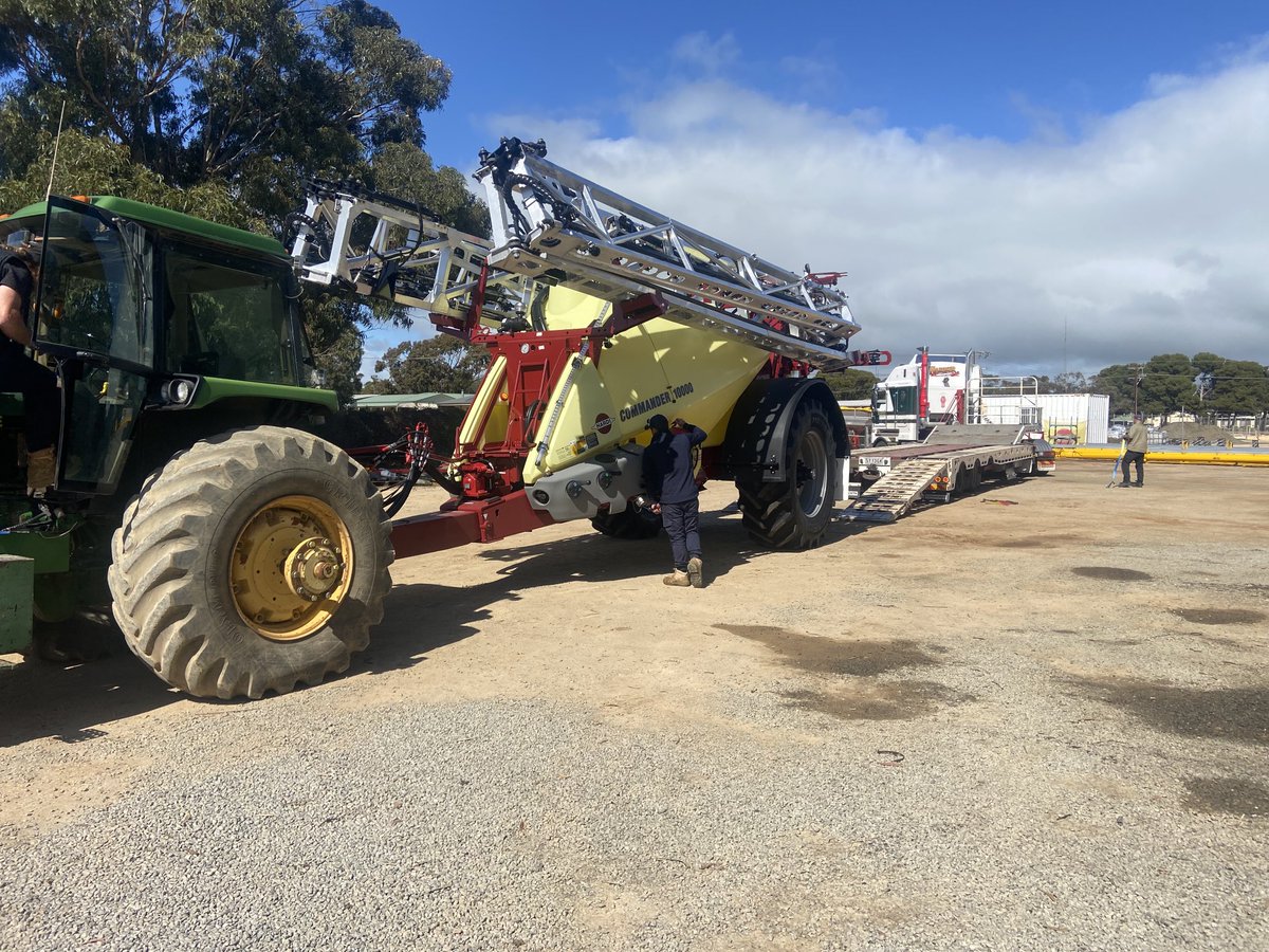 VHabner's tweet photo. Another stock Commander unloaded, few choices now available. https://t.co/OQy7aWlO7r