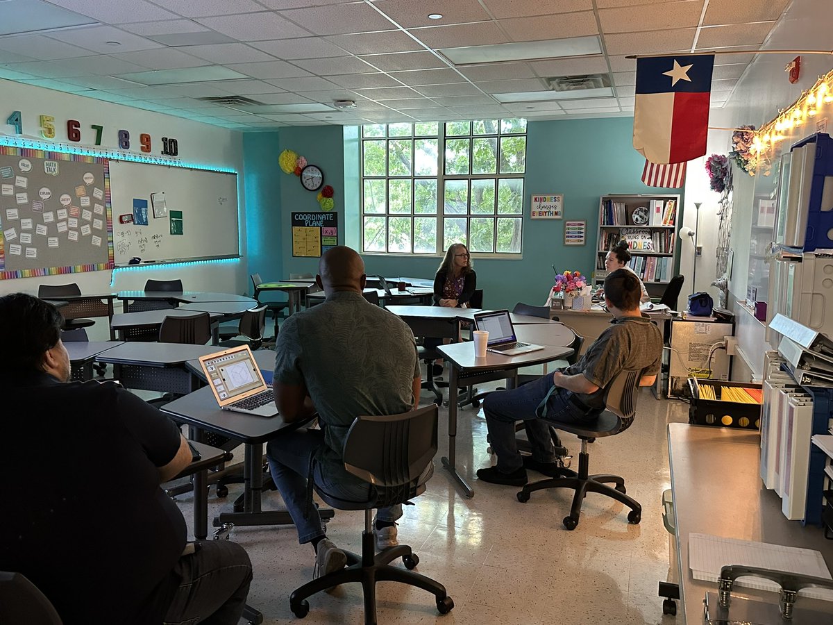 IDEA_at_Fannin's tweet photo. So excited to see the work of our committees as as we plan activities to celebrate students and staff and welcome new families! #PLPack #JointhePack @TransformDISD @RubyRamirezDISD https://t.co/L7Si05hFFQ