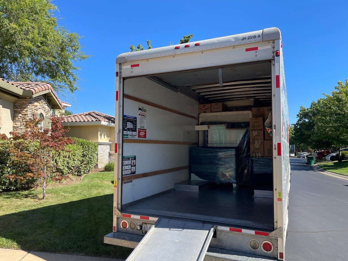 We offer plenty of specialty moving services to help get any job done! #sweethomemovers