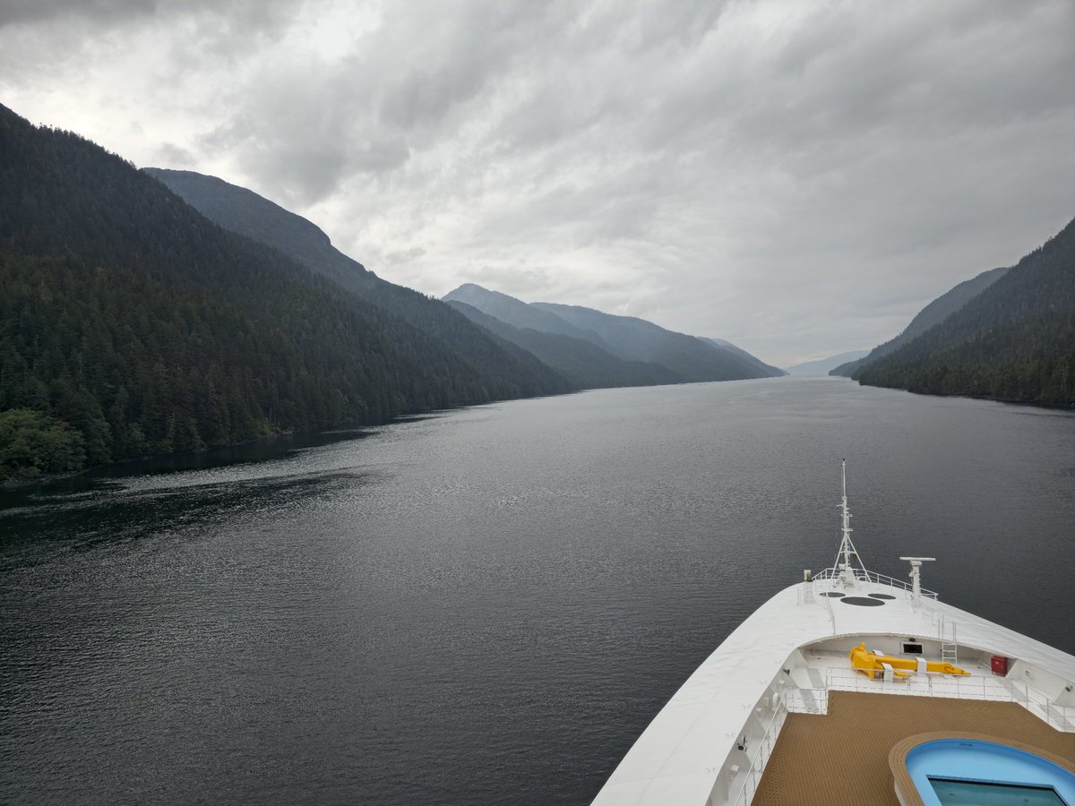 A day at sea today

It means something different in #Alaska 

The inside passage means that land is very close

Lucky enough to see some whales today too