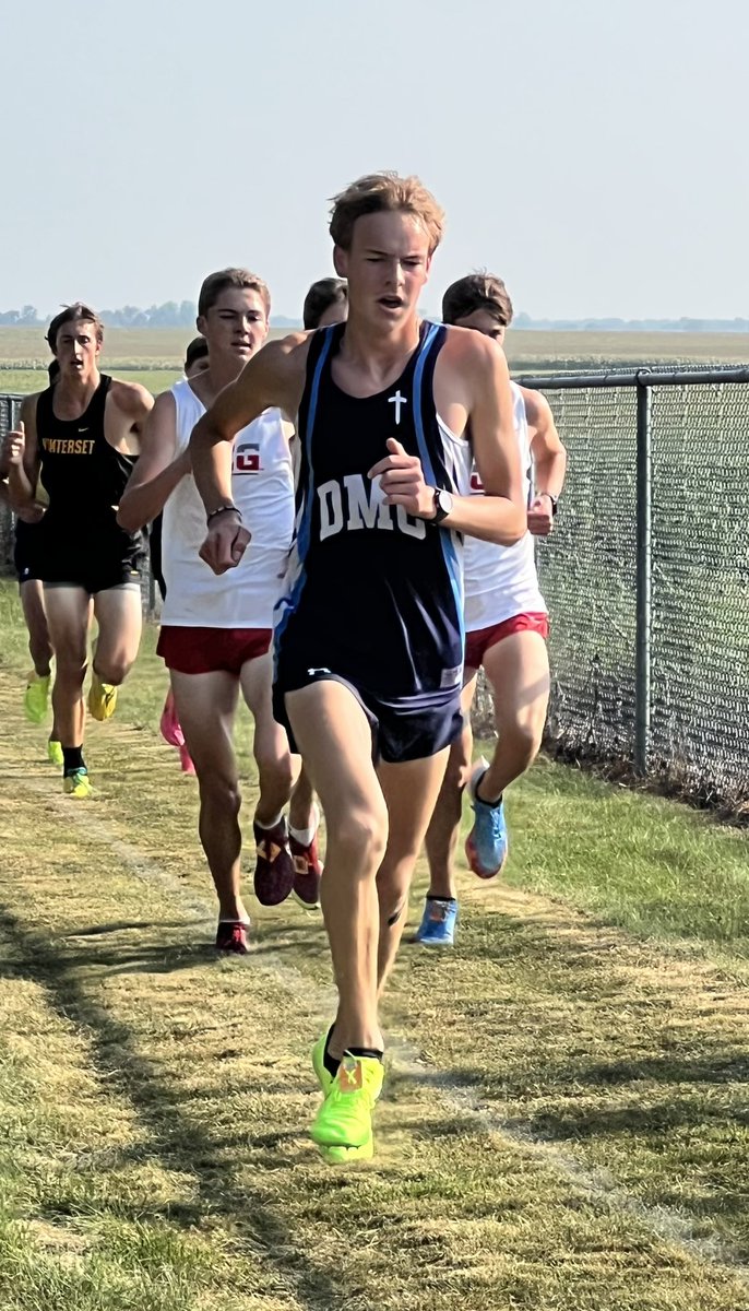 DMCAthletics's tweet image. 💥Leading the way for the Lions tonight - Collin Houg with a 5th place finish &amp;amp; Josh Hagenberg with a 9th place finish overall.  #keepworking #goodstart