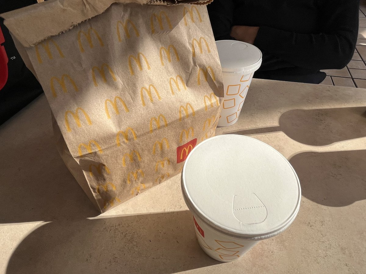 El dia de hoy estaremos en stream participando en #BitsxBitesMcD a las 8:30pm 🇲🇽en mi canal de Twitch: twitch.tv/AlexShadowRL