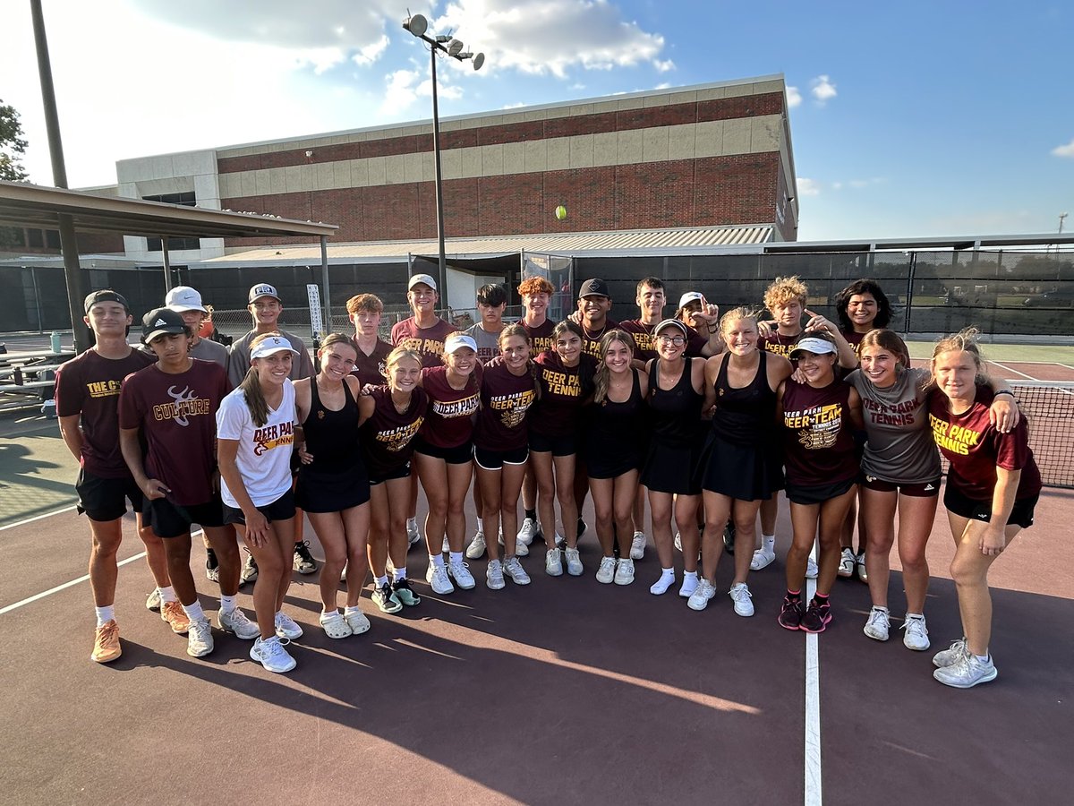 DPISD_Tennis's tweet image. Congratulations to our varsity team for defeating La Porte 19-0!  We will begin district play at home against Dobie on Tuesday 9/5 - 3:30.  🦌 🎾 @Coachtheim @dpisdathletics