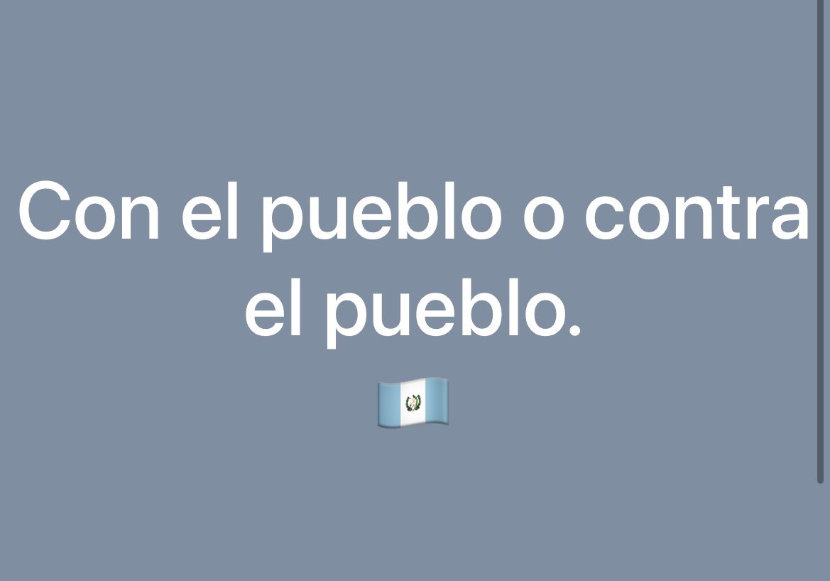 ManfredoGuate's tweet photo. Es la oportunidad de funcionarios, jueces, fiscales, magistrados y diputados de ponerse del lado del pueblo. Ya son pocos los que defienden a muerte el pacto de corruptos, porque no tienen nada que perder, quienes serán los que prefieran suicidarse civilmente junto a ellos? Mejor es celebrar junto al pueblo y tener su agradecimiento. Ustedes deciden, con el pueblo o contra el pueblo.