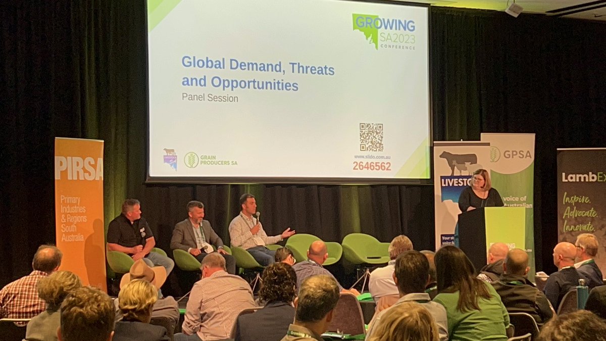 GrainProducerSA's tweet photo. Some fantastic sessions with plenty of questions from the audience at #GrowingSA https://t.co/BA6uKFO5pa