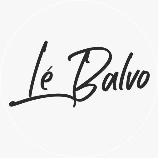 Mavi tık gelmiş sonunda . Bende bu Twiti retweet eden 5 kişiye "Le Balvo" ürünlerimizden istediği bir ürünü göndereceğim.