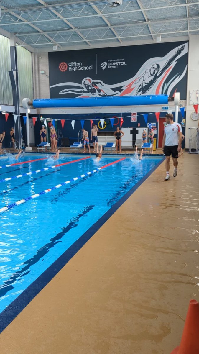 The season begins - Day 1 of ‘Boot Camp’… speed drills and timed 25’s - no slog - let’s race #freshandfast #speedmatters