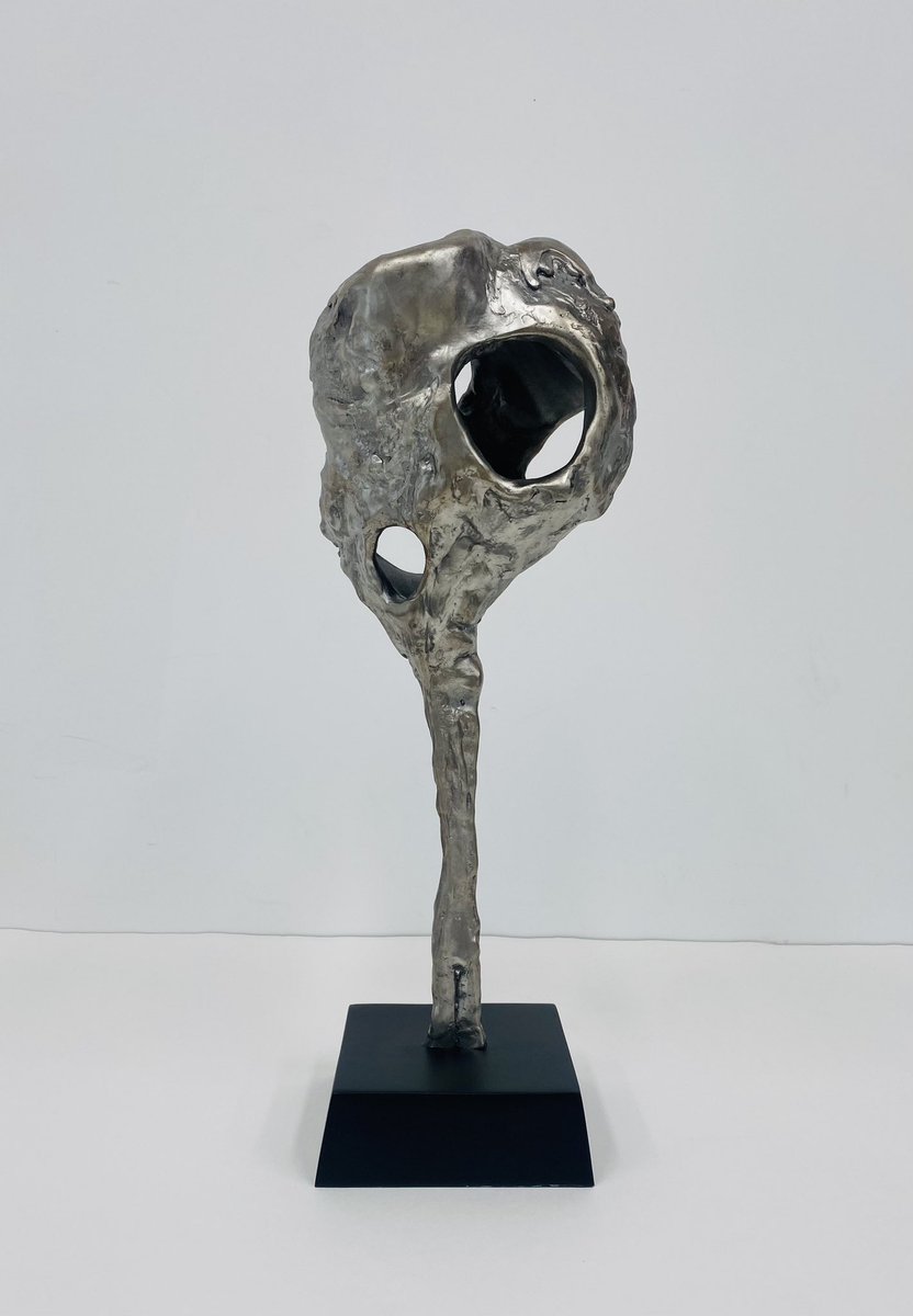 MatthewLiuFine1's tweet photo. Marking Fu Xiaotong's fifth solo show since 2020, "NUN-5" brings together her paper pinhole and sculpture works. Inspired by reflections on human disasters, memory, and truth, the exhibition explores the relationship between life energy and consciousness. https://t.co/3XFN9PukzF