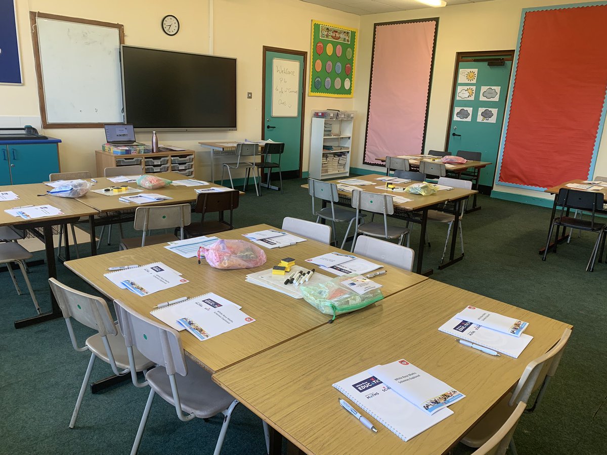 All ready and raring to go in Craigavon, Northern Ireland for a full day of training @WhiteRoseEd ☺️🌟 #inset #mathscpd