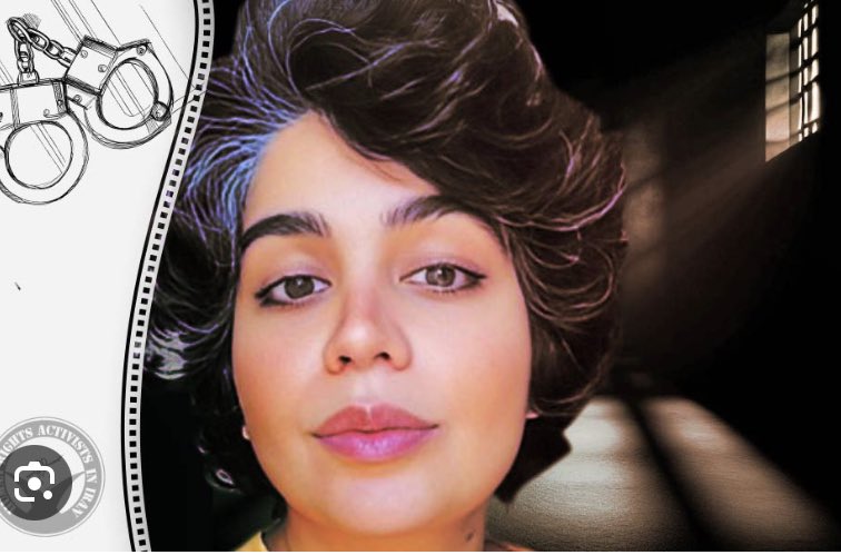 Donya Hosseini, coraggiosa blogger iraniana che mostrava la vita a Terhan, è stata arrestata per le sue "attività sui social”.
A 2 settimane dall’anniversario delle proteste, sono decine gli arresti preventivi. 
La redazione #FattoreUmano è vicina a Donya e ne chiede il rilascio.