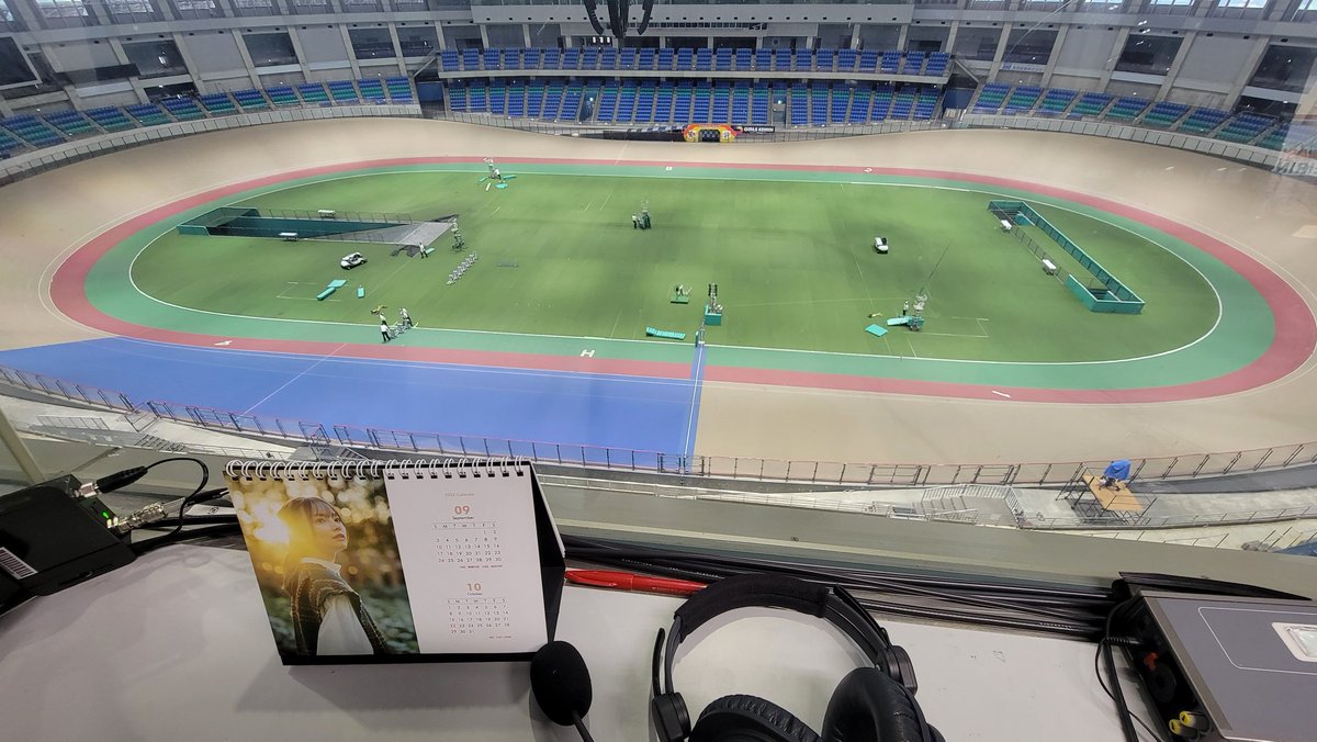 前橋競輪の報知新聞社杯
S級は佐々木悠葵選手
A級は櫻井学選手
びっくりドッキリ地元ダブル優勝となりました✽.｡.:.｡.♛︎.｡.:.｡.✽
おめでとう🎊ございます

平山さん8月お疲れ様でした！！
実況千本ノック状況でしたがよくぞ穴をあけずに乗り切りました！！！
9月楽しい夏休みにしてください！！