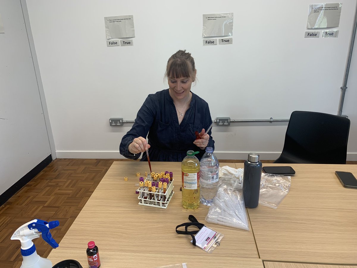 GlasgowCRF's tweet image. Setting up to promote research skills @teentechevent @UniStrathclyde #teentech #whywedoresearch