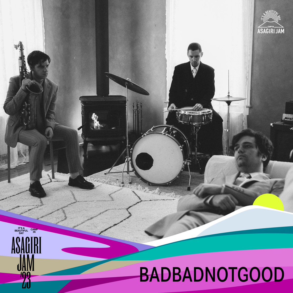 asagirijam's tweet image. 《 BADBADNOTGOOD 》
世界中の音楽ファンを虜にする注目のジャズ・トリオ・バンド、満を持してASAGIRI JAMへの出演が決定！
卓越したプレイヤビリティを発揮し、ライブアクトとしても観客を魅了し続ける #BadBadNotGood のステージは必見です⚡️
🎧asagirijam.jp/artist/#badbad…

🏕#朝霧JAM'23 出演者紹介