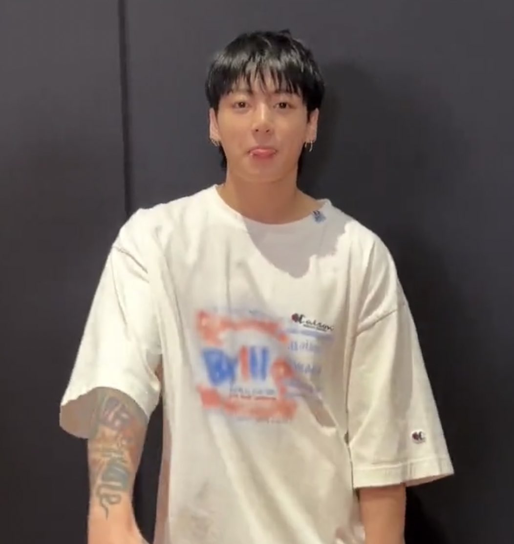 BTSグク 着用 MIHARA YASUHIRO POCKET TEE BTS STYLE⁷ в X: „JEON JUNGKOOK MIHARA YASUHIRO • white
