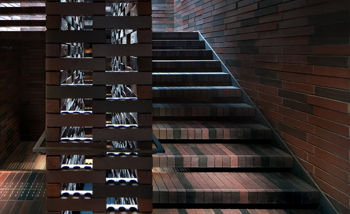 Nikken_Global's tweet photo. Located in Osaka’s unique Nakanoshima townscape, the Osaka Bar Association Building is symbolic in its emphasis on simplicity, clarity, and minimalism. 
Learn more: https://t.co/HXDKTFKWu1

Photo: Kiyohiko Higashide
#ExperienceIntegrated #Architecture #Design #Office #Japan https://t.co/FtsR3WFDtm