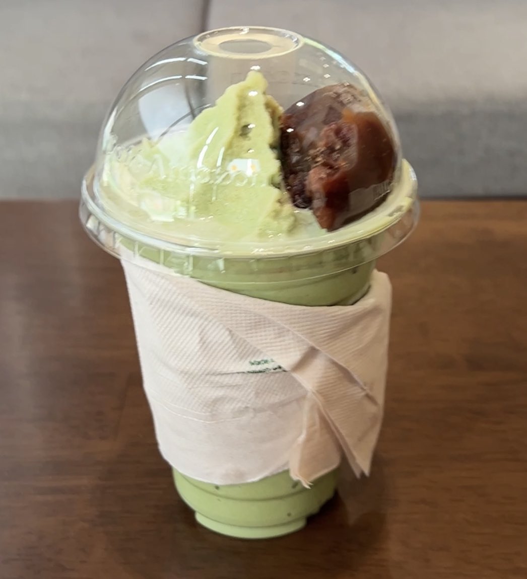 tabitolog's tweet image. Sugar0にするの美味しくないよとアドバイスしてくる店員さん可愛い笑

アホみたいにコーヒー飲みすぎたからカフェイン抜き継続中笑
 #抹茶
 #REDBeans 
 #greentea
 #CafeAmazon