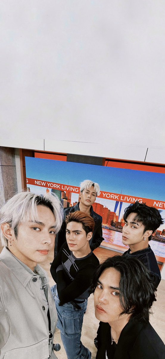 SB19Wallpaper_'s tweet photo. [SB19] ⚠️ PIX11 New York Living Guesting - WALLPAPER

- retweet to use
- no watermark, just drop tags!

@SB19Official
#SB19 #SB19_PABLO #SB19_JOSH #SB19_STELL #SB19_KEN #SB19_JUSTIN #SB19Wallpaper https://t.co/VCfwVpi01P