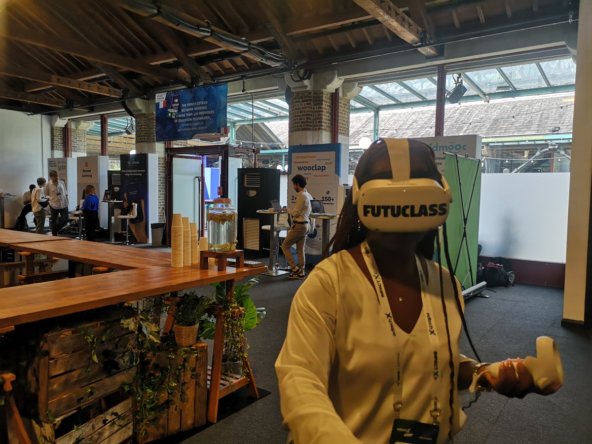 Futuclass VR 🧪🥽 tweet media