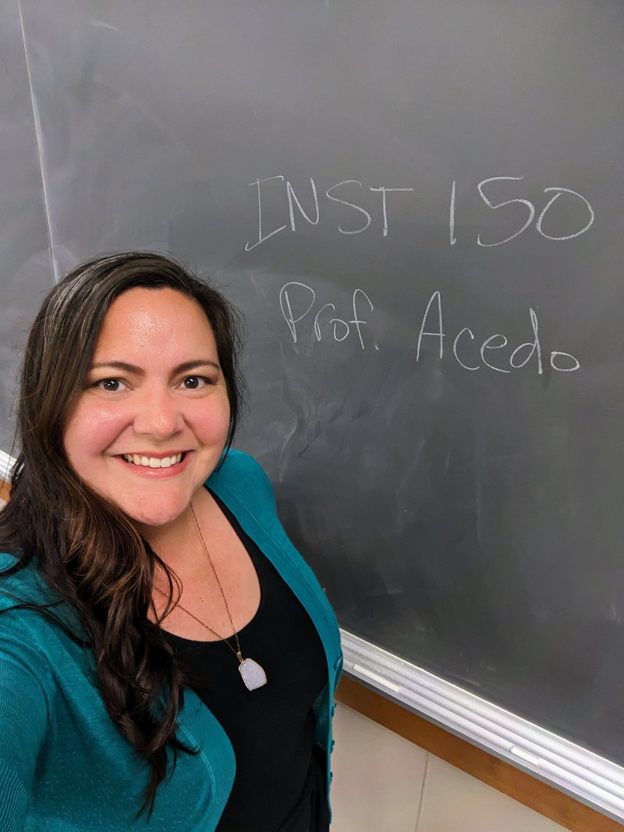 CoffeeLurver's tweet image. First day of class. I&apos;m entering my 10th year teaching which is unreal &amp;amp; makes me want to scream &quot;why did you let a 30 year old teach?? I didn&apos;t know anything!&quot;

I still don&apos;t know much, but I&apos;m better at admitting that now, almost 300 students later.

#amteaching #ProfessorMegan