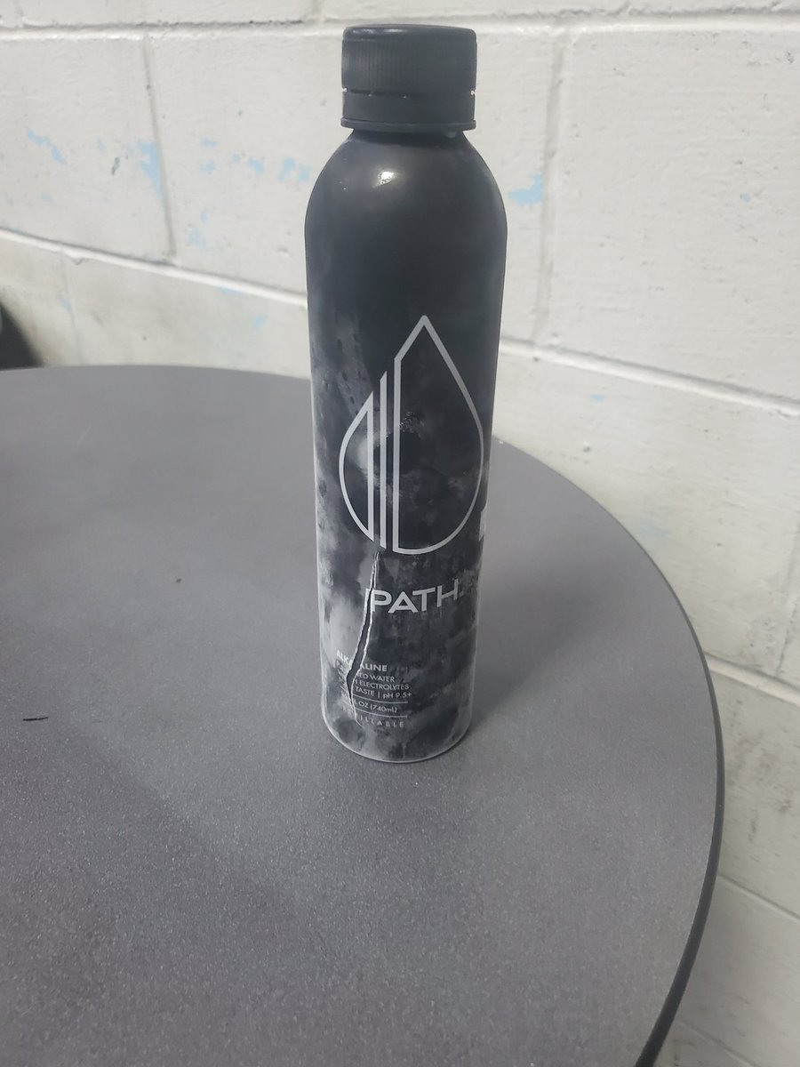 PerplexDamage's tweet image. Tip Don't leave your Path water bottle in Freezer for 20 hrs #refillit @drinkpath