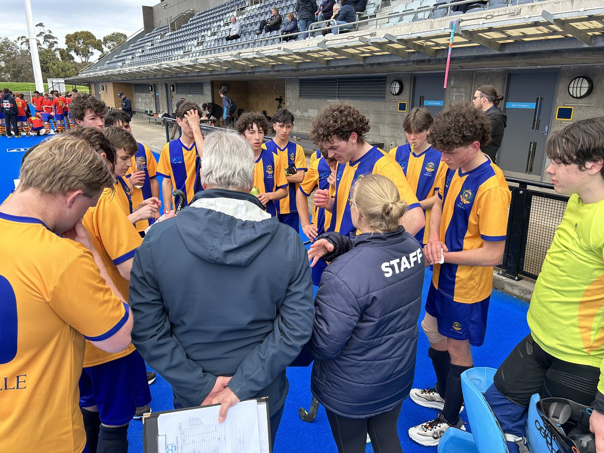 dlsMalvern's tweet photo. Cracking GF at the State Hockey Centre
HT score 4-3 with DLS leading. 
Big second half to come!

Let’s go De La!! https://t.co/8Mt7OmNkNk