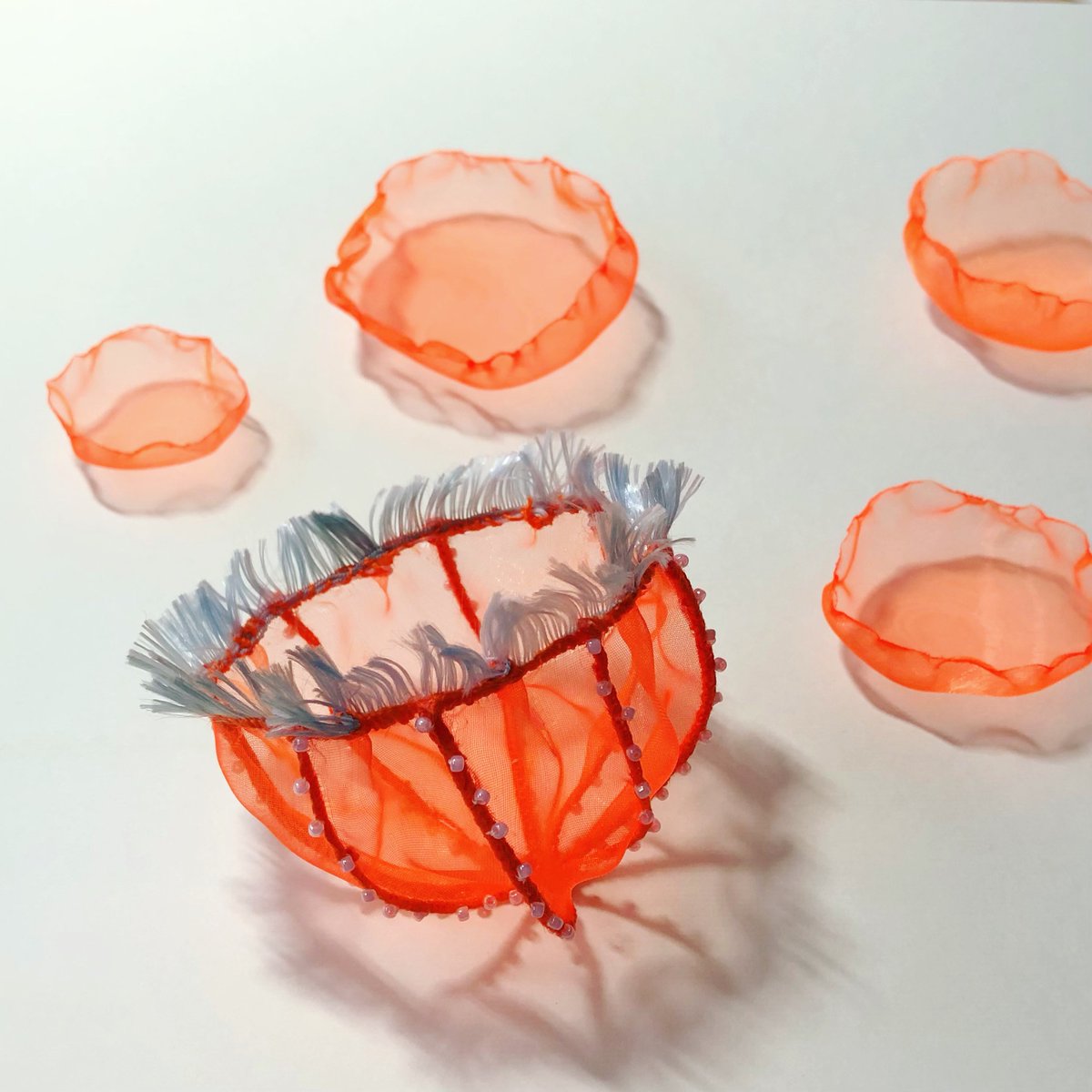 hine_art's tweet photo. Good, good, looks good…

#wip #hinemizushima #experiment #organza #organdy https://t.co/QFiCrfq74F