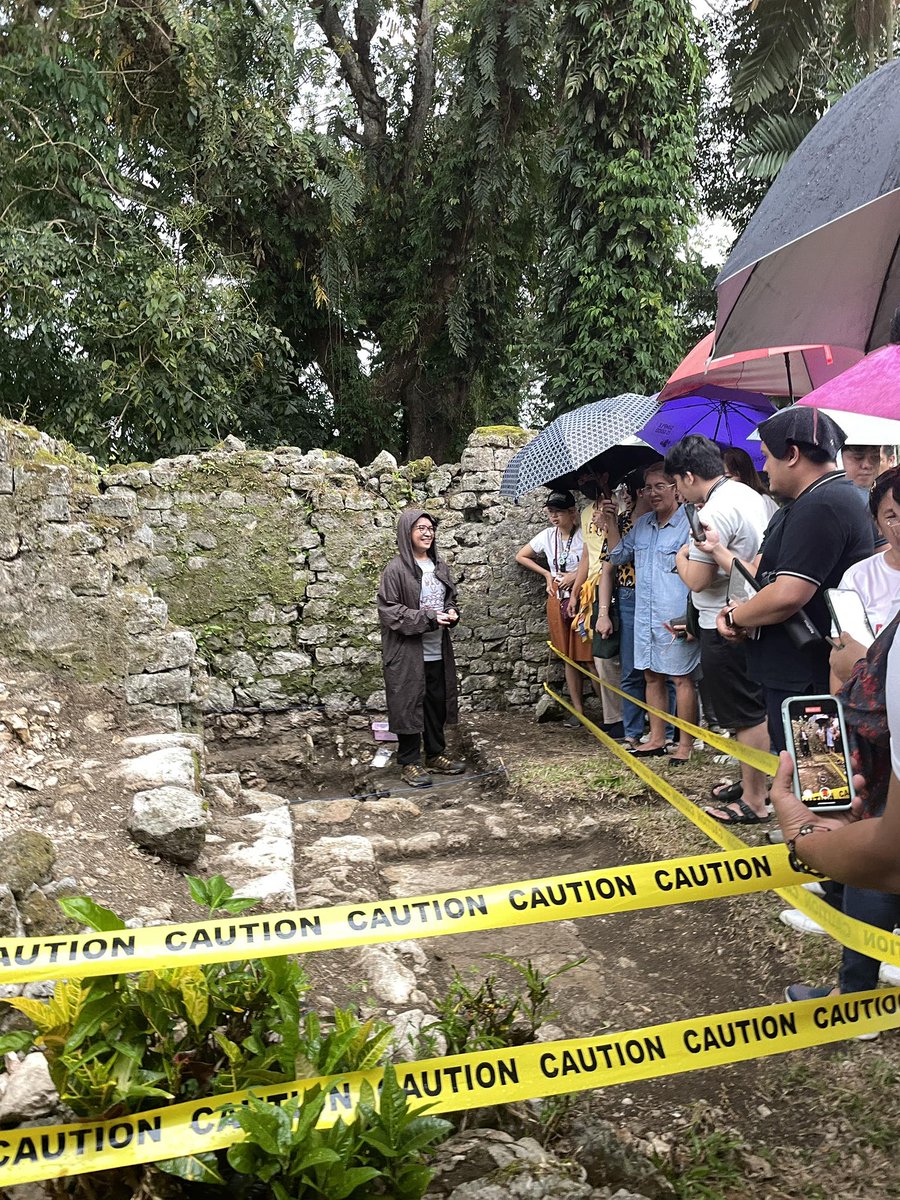 Our Zooarcher, Quincy Lingao, is back from her three-week (August 1-20, 2023) journey as a fieldwork volunteer at Fort Almonte, a 19th century Spanish structure located in Bacolod, Lanao del Norte. Congratulations Quincy and to the Fort Almonte Archaeology Team in this endeavor!