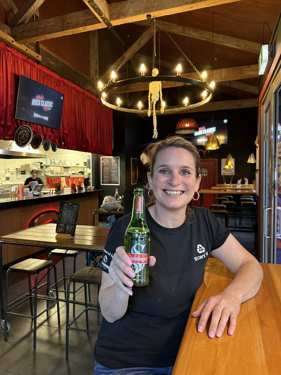 BBreggie's tweet photo. Having a drink in Hell 🤣😈🍻
#hellpizza #queenstown #nz https://t.co/bQlViXQNje