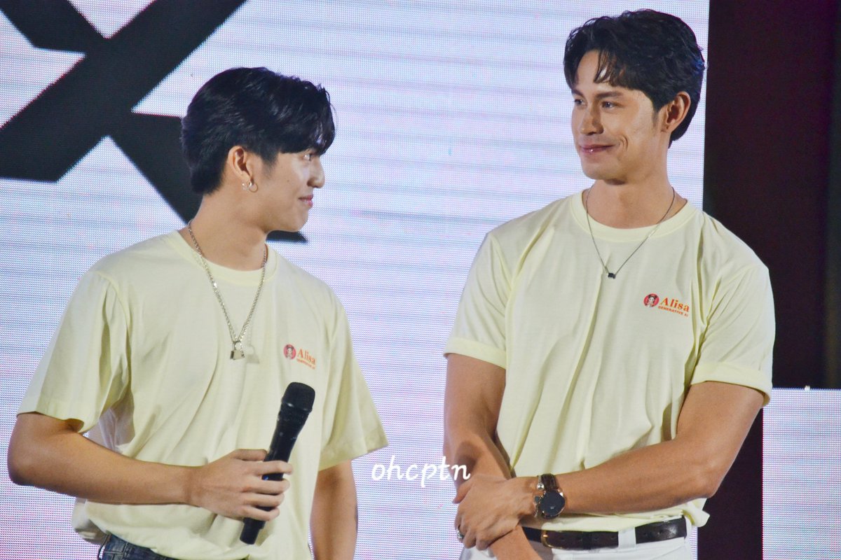 ohcptn's tweet photo. I understand P'Man, I really do 🫠😍

#AlisaAI #MajorGroup #ScreenX #ManBenxAlisa #ManBen #แมนเบน https://t.co/39ljoCA08w