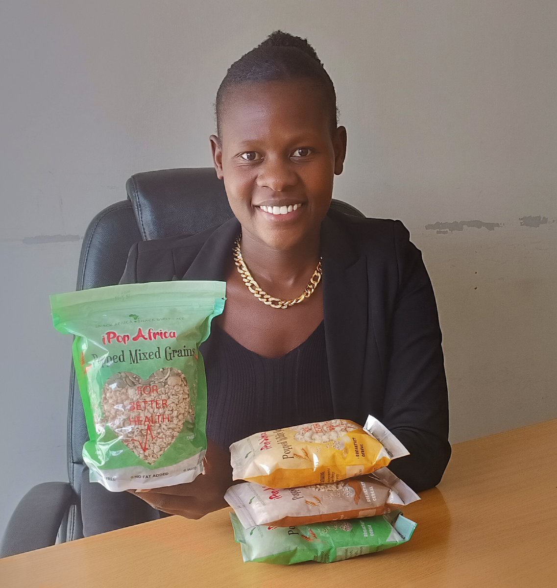 We healthify your snacking. Grab your #Gluten Free ready-to-eat snack and indulge in a healthy way.

#popped #Brown #Rice
#popped #Sorghum
#popped #millet

Grab your pack at Greenspoon