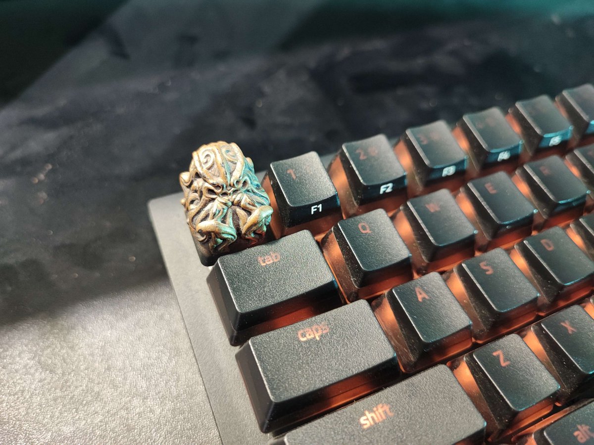 Abe_Leal3D's tweet photo. Cthulhu Custom 3D Keycap, available at Gumroad!

Buy STL here: https://t.co/ANRGzjQcWU https://t.co/6YsFOqxY5I