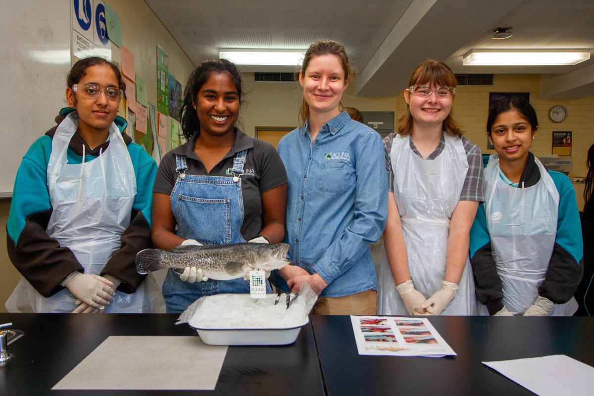 Last week Year 11 Biology was treated to a visit from Rachel and Deepika from Aquna Sustainable Murray Cod. They came bearing top-quality fish for dissection.

Read more at tinyurl.com/bdfk795a

#LoveWhereYouLearn #griffithnsw