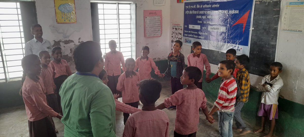 sahbhagi_ssk's tweet photo. Under our rural development project, the Chandauli team established child-friendly village panchayats in Bharchha, Hindwari, Barhuli, Gauri, and Dhapari. To celebrate "Khel Divas", we organized Bal Sabha programs and games in various schools. #RuralDevelopment #ChildFriendly https://t.co/NJpTpW22iB