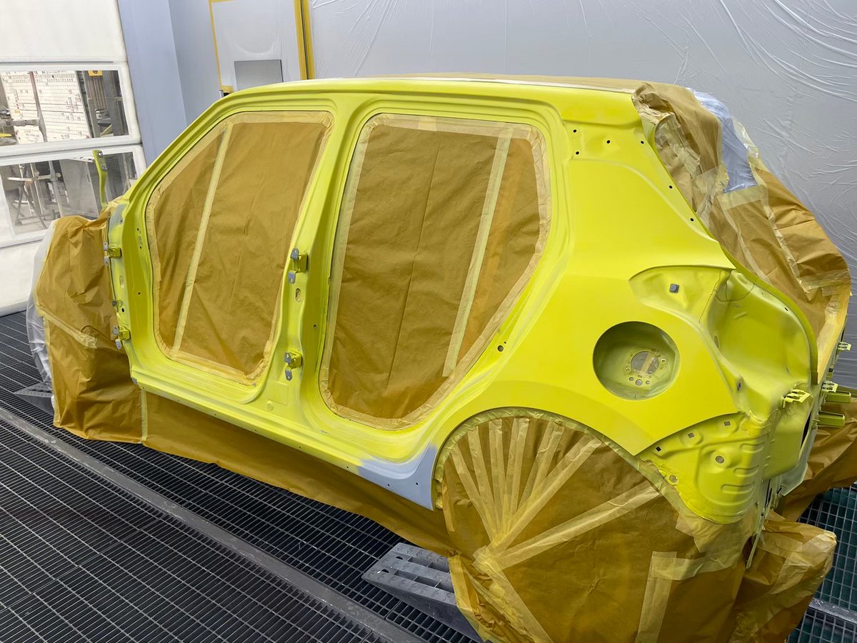 AutoRepair8133's tweet photo. color change✨
ZFT(チャンピオンイエロー)からBMWのC36(ドラバイトグレー)へ🙂
#AutoRepair
#SUZUKI 
#SwiftSport
#FullPaint 
#オートリペア
#スズキ　
#スイフトスポーツ 
#全面塗装 https://t.co/ShaYLSOSe2
