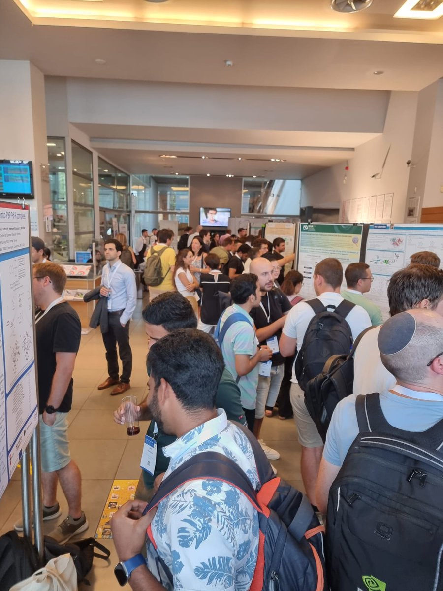 Poster session III last night at #EuChemSCompChem2023!