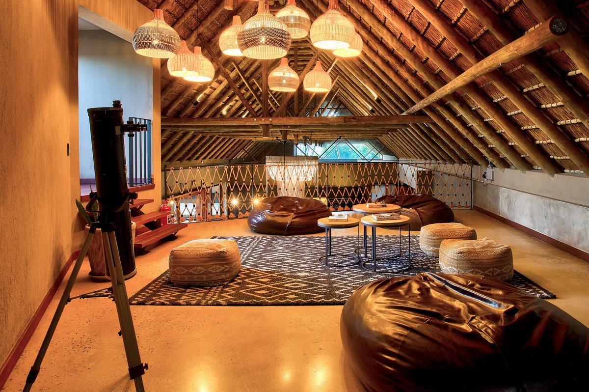 Discover the recipe for an enchanting bush breakaway – it's all here, waiting for you. With lavish accommodations just steps away from the Kruger National Park, this is the ultimate way to indulge in your #WildlifeWednesday.