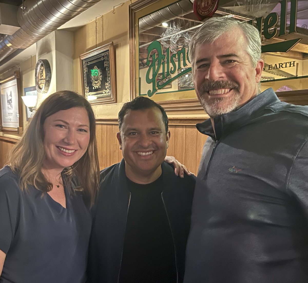 EmsinIdaho's tweet photo. DUDE. I saw the one and only #firefighter #hero and someone I love and admire #gonnamissthisguy @eddyp323 #chatPCBS #2daysuntilgraduation https://t.co/CkgSfiQiFt