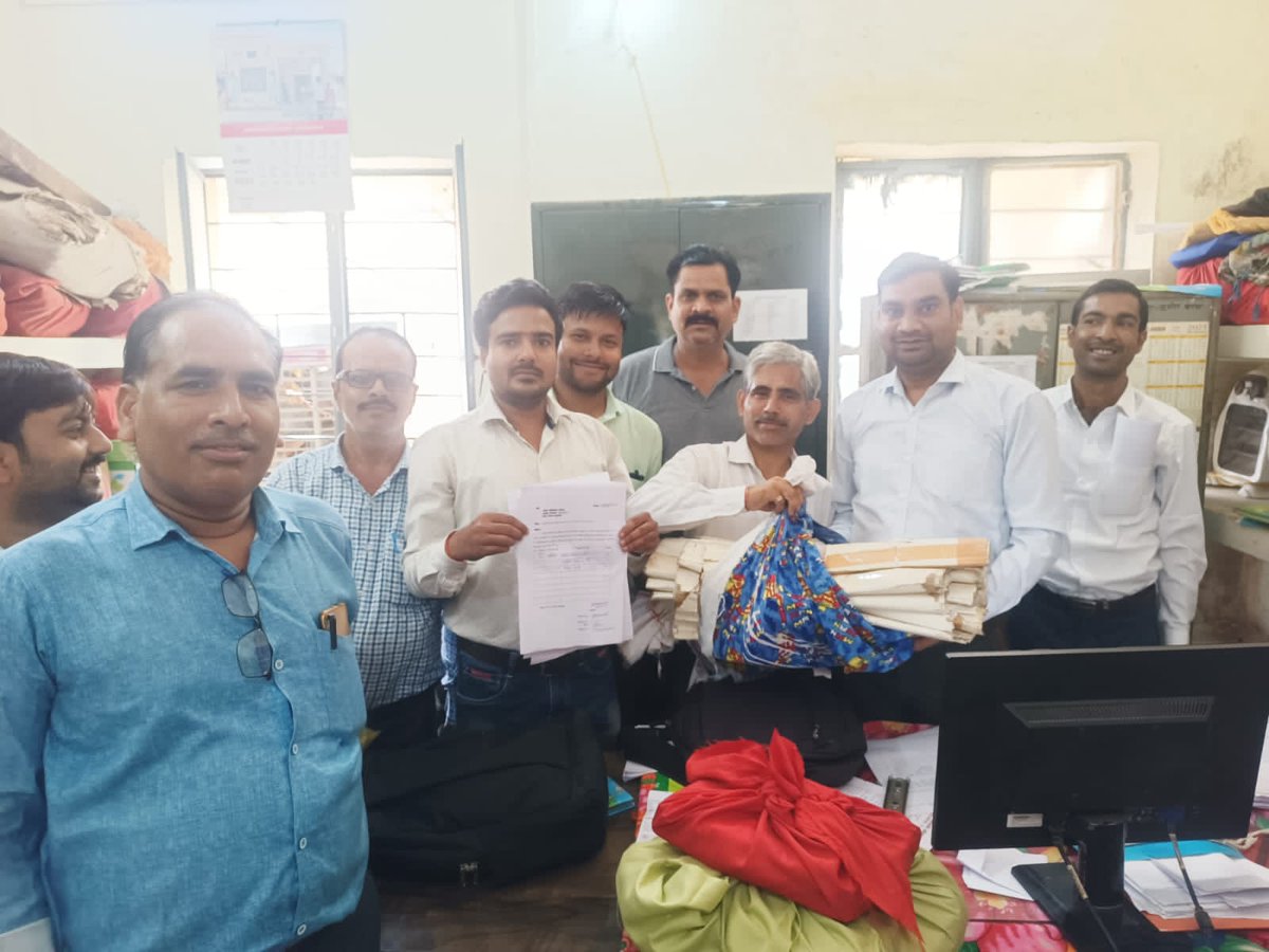 एक ही मांग 2800 ग्रेड पे
एक ही मांग 2800 ग्रेड पे 
#2800gradepay
#2800ग्रेडपे
#2800_ग्रेडपे
#2800gp
#patwari_mahapanchayat
#पटवारी_महापंचायत 
<a href="/mppatwarisangh/">मध्यप्रदेश पटवारी संघ भोपाल</a> <a href="/GovindSingh_R/">-</a> <a href="/ChouhanShivraj/">Shivraj Singh Chouhan</a> <a href="/OfficeofSSC/">Office of Shivraj</a> <a href="/MPTakOfficial/">MP Tak</a>  <a href="/ZeeNews/">Zee News</a>  <a href="/ABPNews/">ABP News</a> <a href="/TheLallantop/">The Lallantop</a> <a href="/SaralTalk/">Saral Talk</a>  <a href="/thelapeta/">The लपेटा</a>